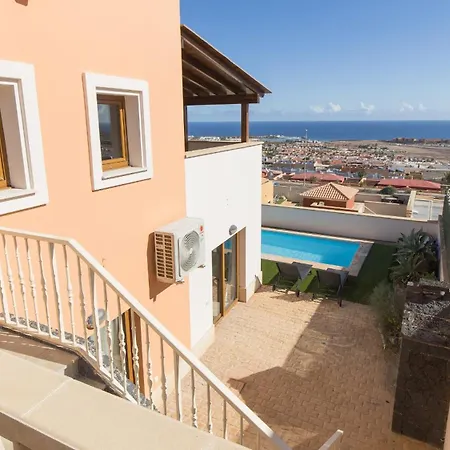 Anaiaks Caleta De Fuste