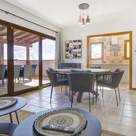 Anaiaks Caleta de Fuste